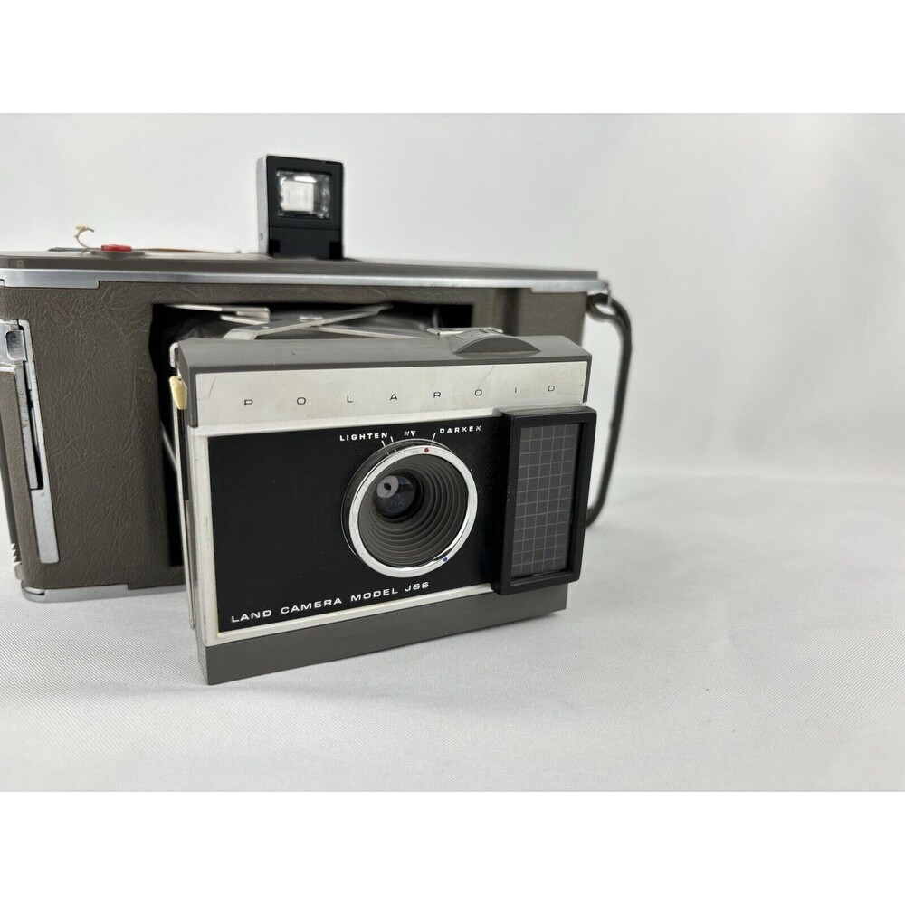 Vintage 1960's POLAROID Folding Land Camera MODEL J66 F2602 Directions